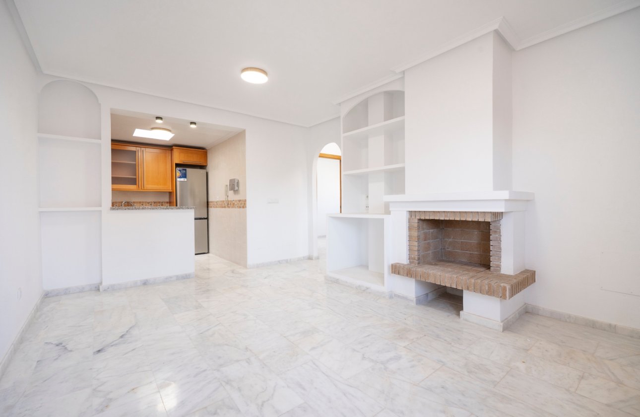 Resale - Townhouse - San Miguel de Salinas - San Miguel