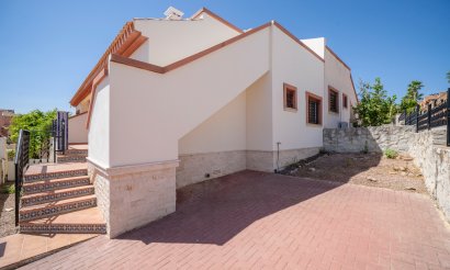 Resale - Townhouse - San Miguel de Salinas - San Miguel
