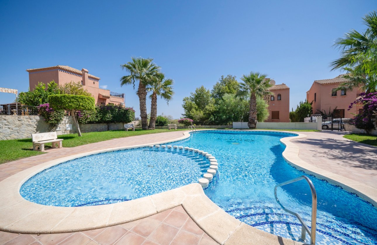 Resale - Townhouse - San Miguel de Salinas - San Miguel