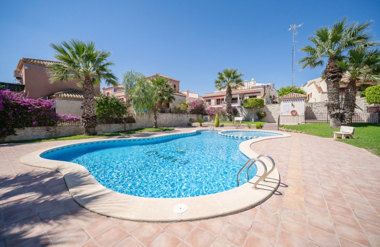 Resale - Townhouse - San Miguel de Salinas - San Miguel