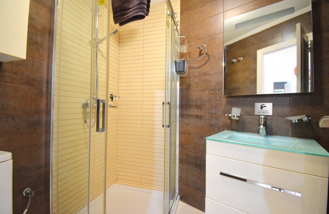 Resale - Apartment / flat - Orihuela Costa - Villamartin