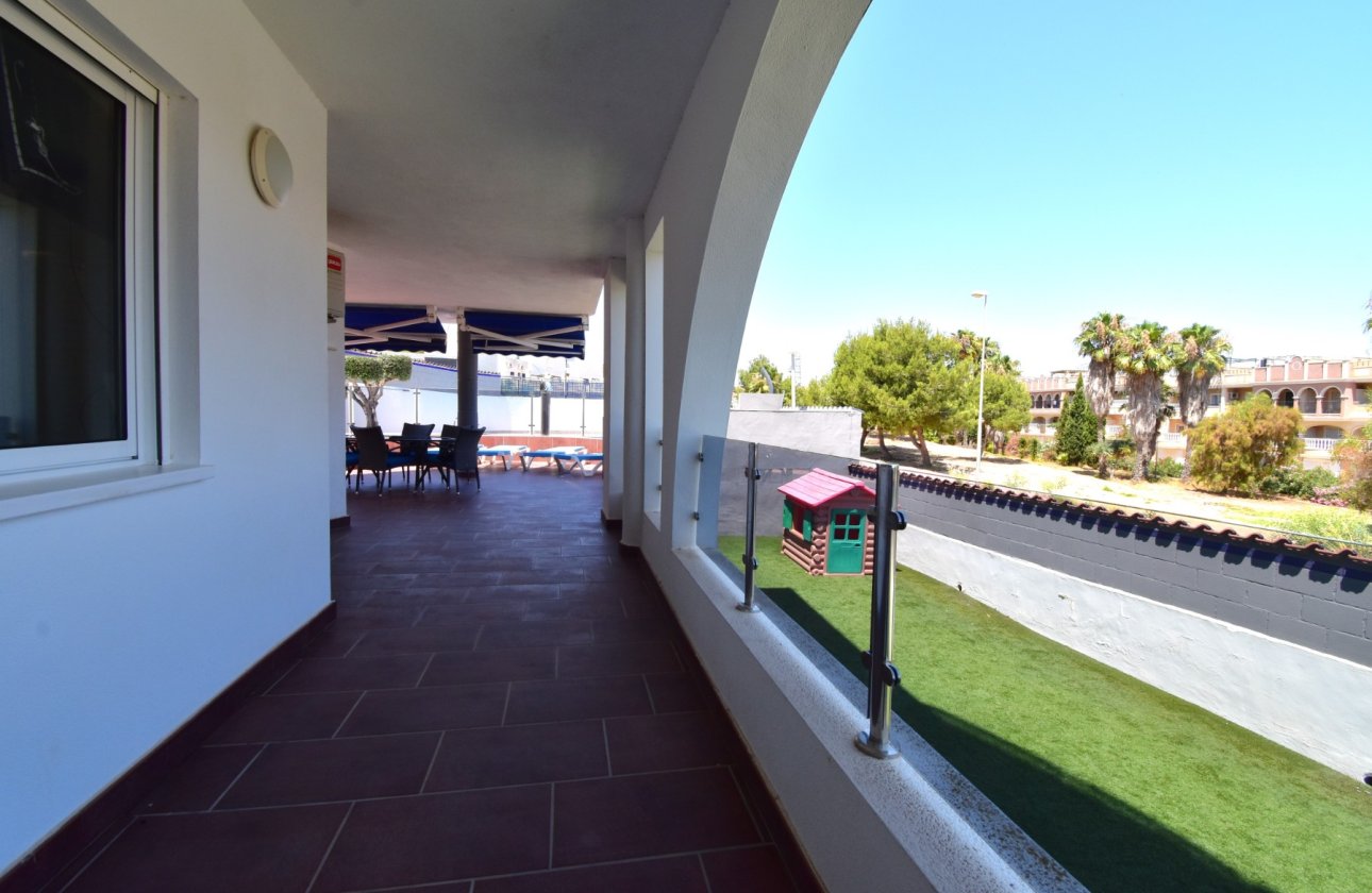 Resale - Apartment / flat - Orihuela Costa - Villamartin