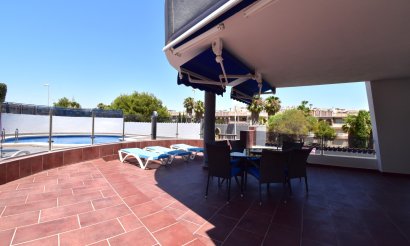 Resale - Apartment / flat - Orihuela Costa - Villamartin