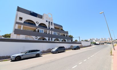 Resale - Apartment / flat - Orihuela Costa - Villamartin