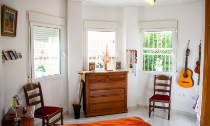 Resale - Villa - Orihuela Costa - La Zenia