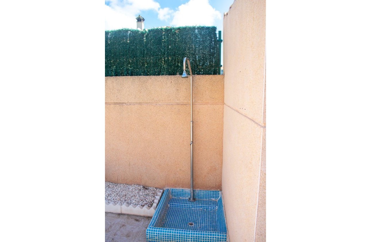 Resale - Villa - Orihuela Costa - La Zenia