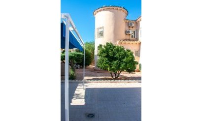 Resale - Villa - Orihuela Costa - La Zenia