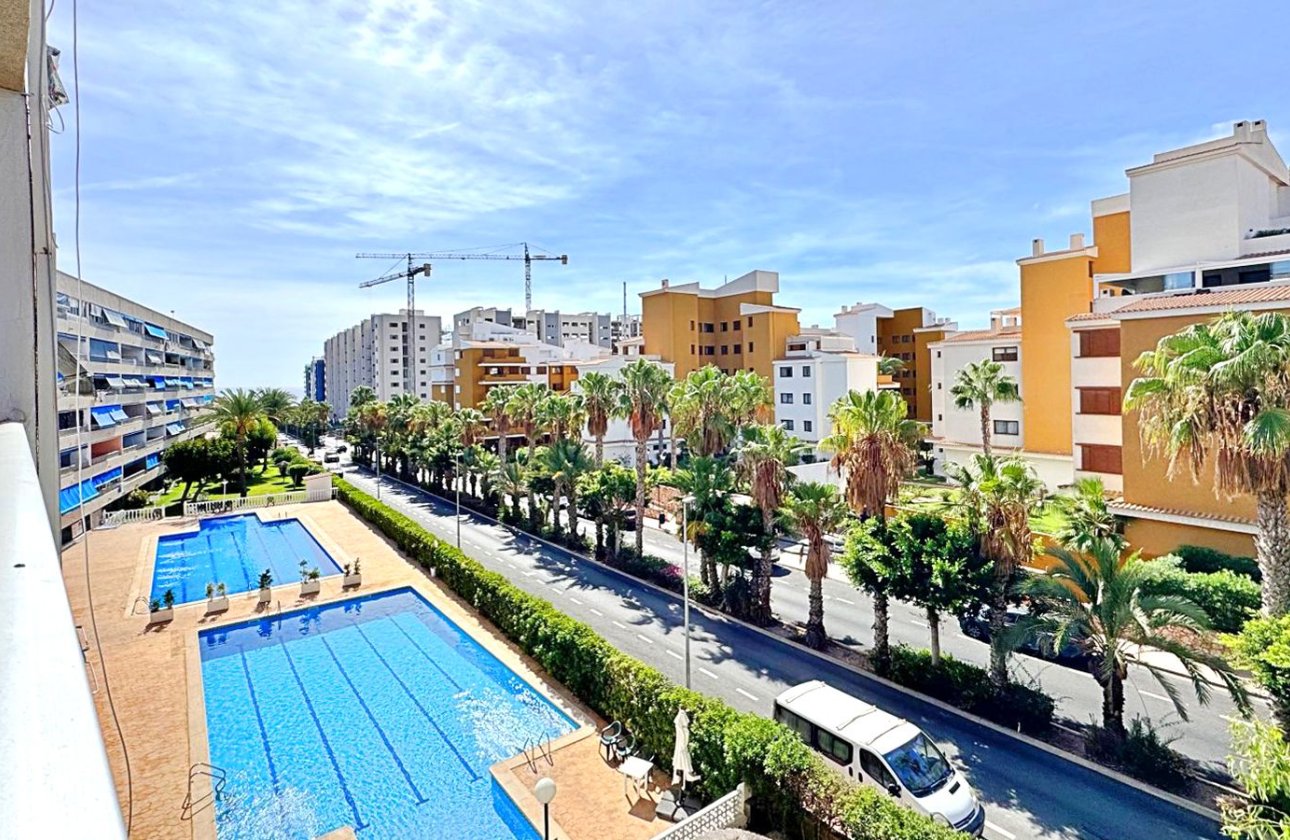 Resale - Apartment / flat - Torrevieja - Rocio del Mar
