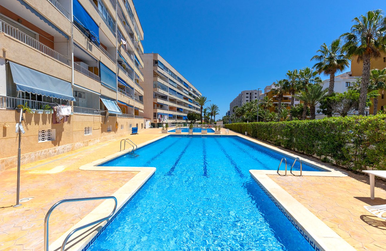 Resale - Apartment / flat - Torrevieja - Rocio del Mar