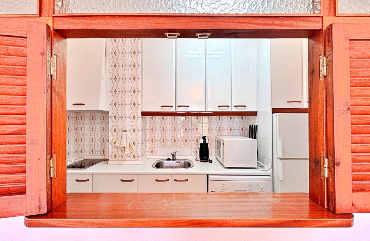 Resale - Apartment / flat - Torrevieja - Rocio del Mar