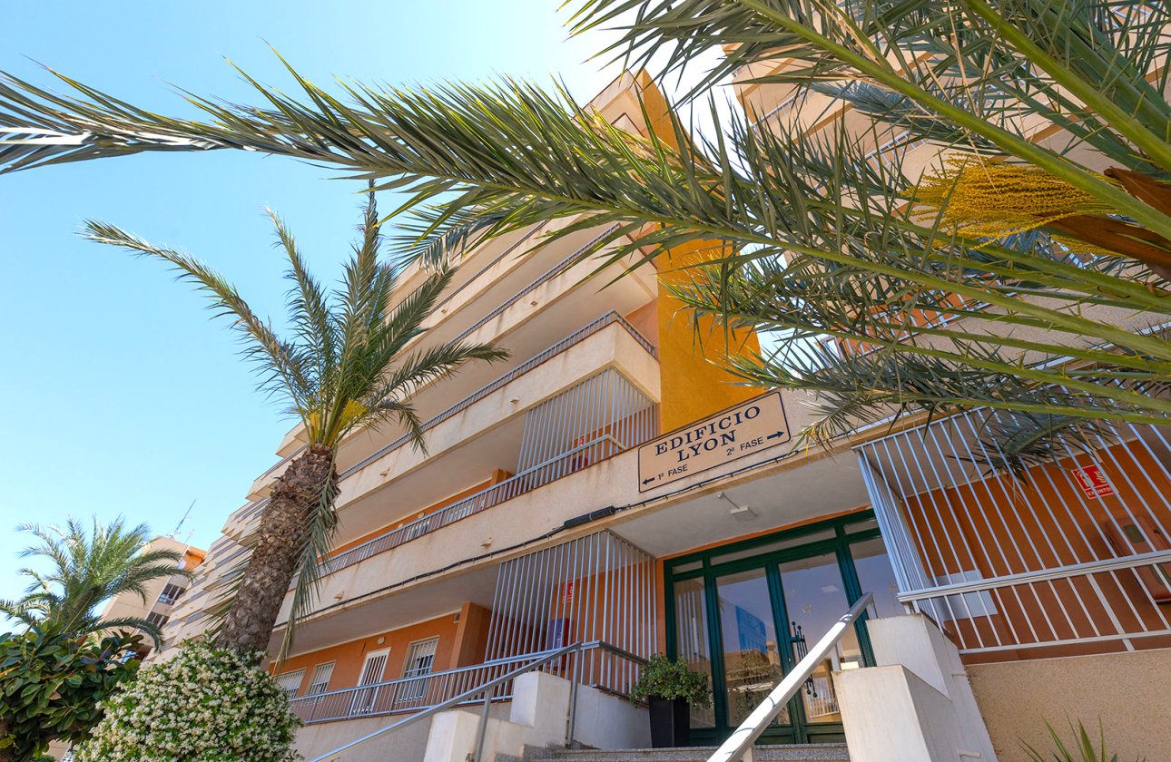 Resale - Apartment / flat - Torrevieja - Rocio del Mar