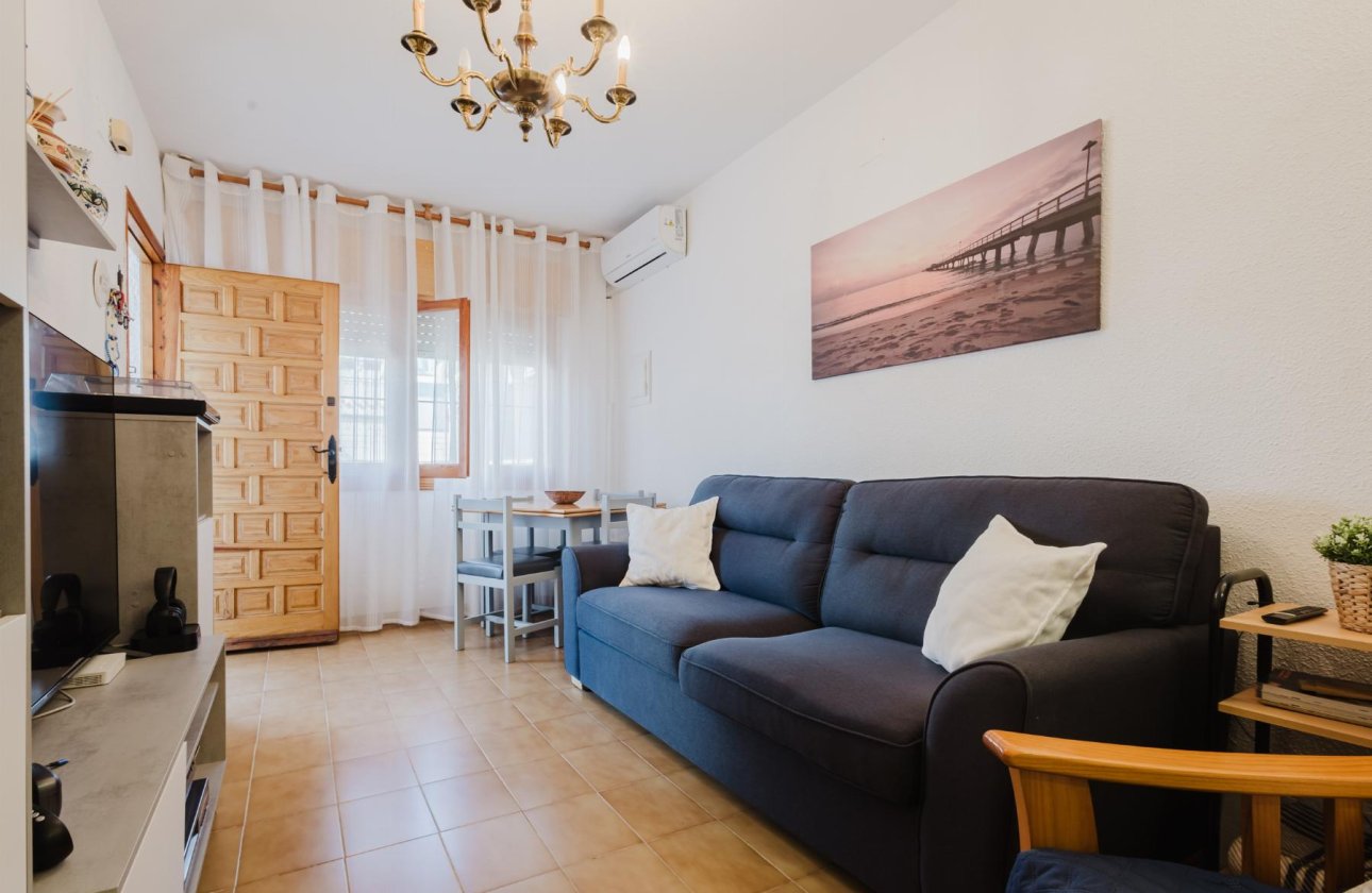 Resale - Bungalow - Torrevieja - playa de los naufragos