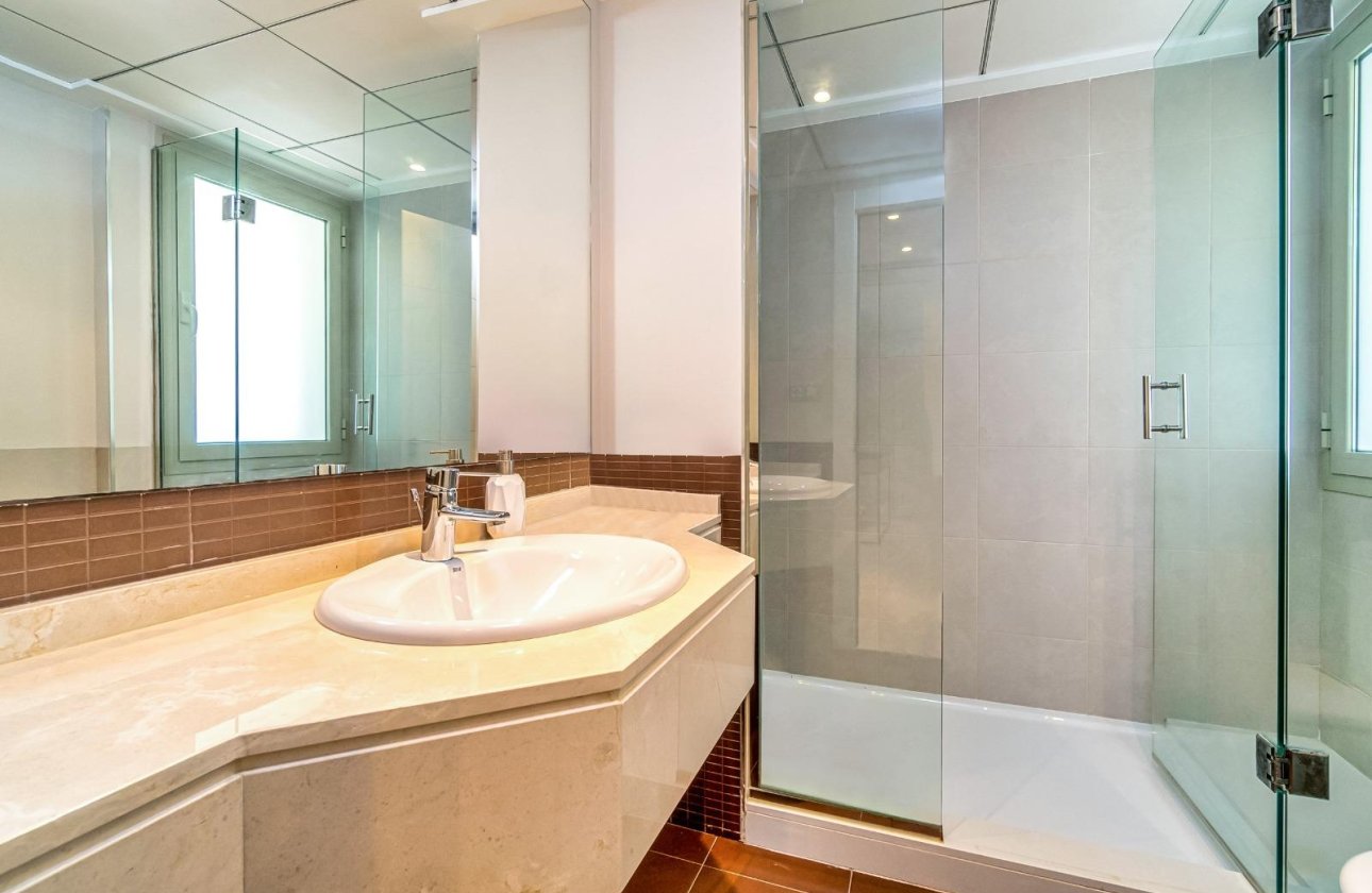 Resale - Apartment / flat - Orihuela Costa - Las Colinas Golf