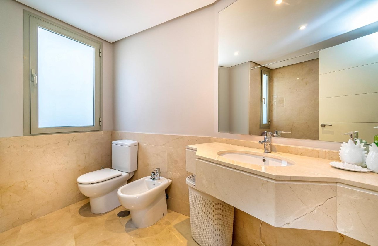 Resale - Apartment / flat - Orihuela Costa - Las Colinas Golf