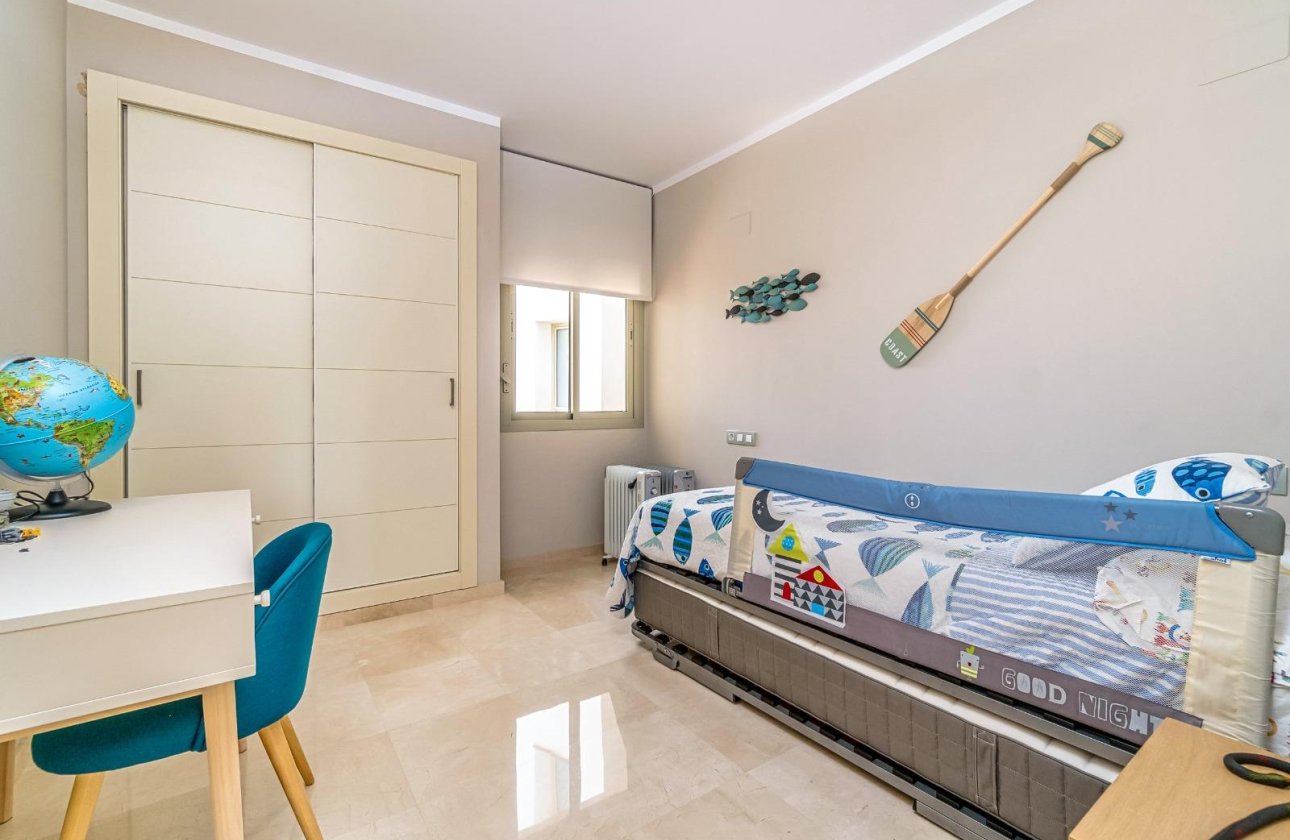 Resale - Apartment / flat - Orihuela Costa - Las Colinas Golf