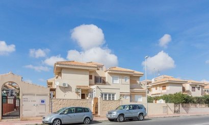 Resale - Townhouse - Orihuela Costa - La Zenia- Orihuela costa