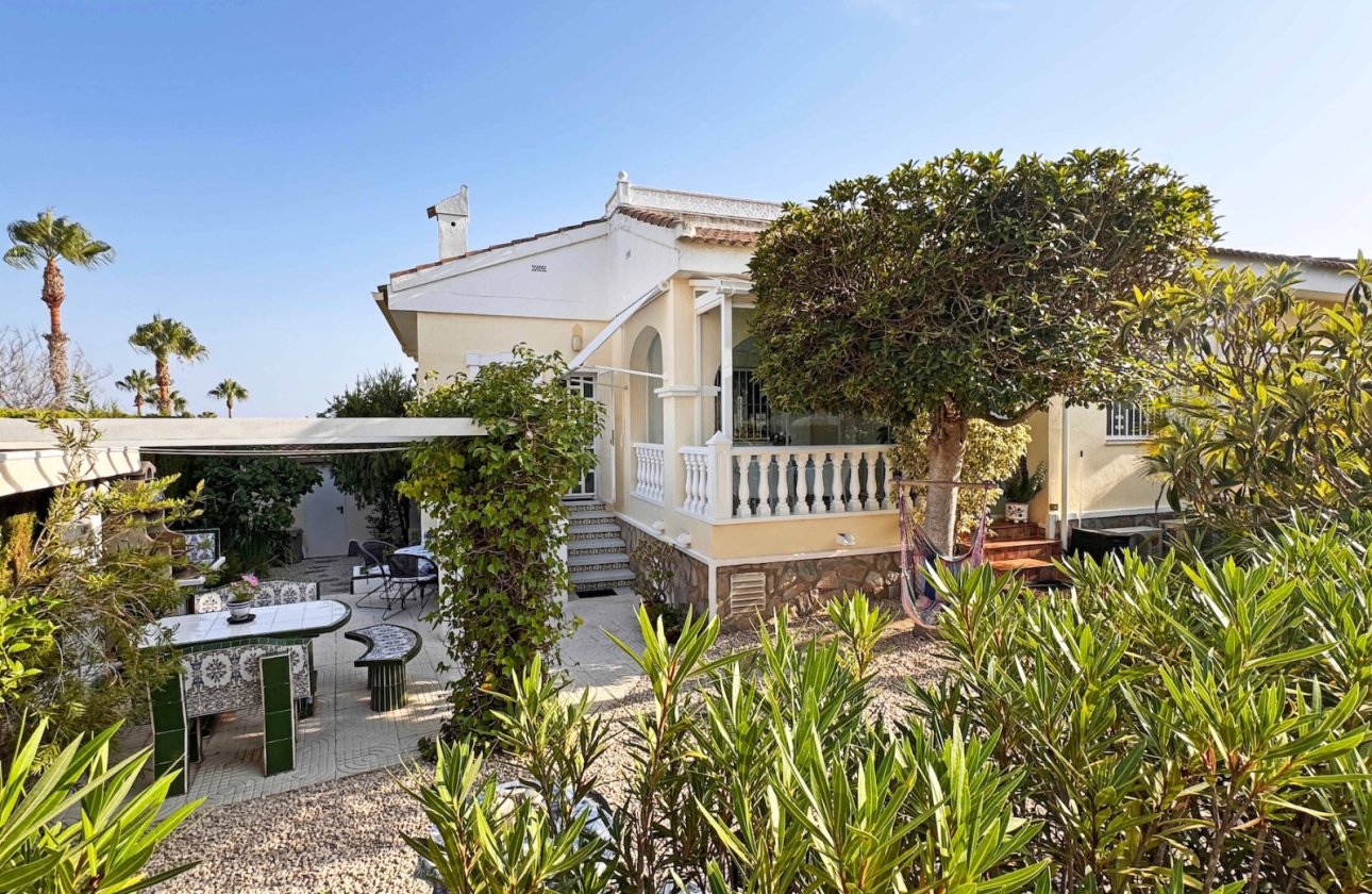 Resale - Villa - Rojales - Ciudad Quesada