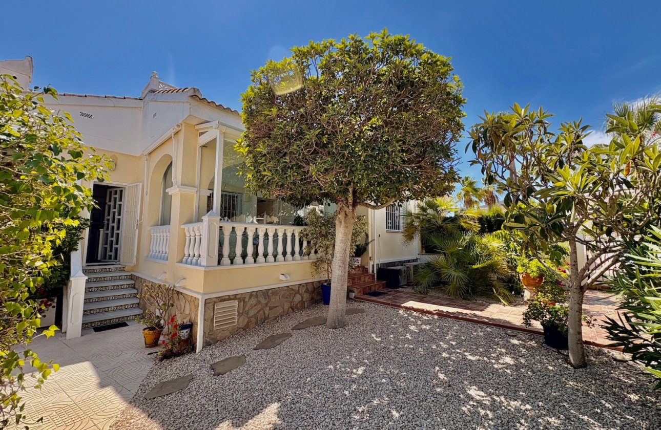 Resale - Villa - Rojales - Ciudad Quesada