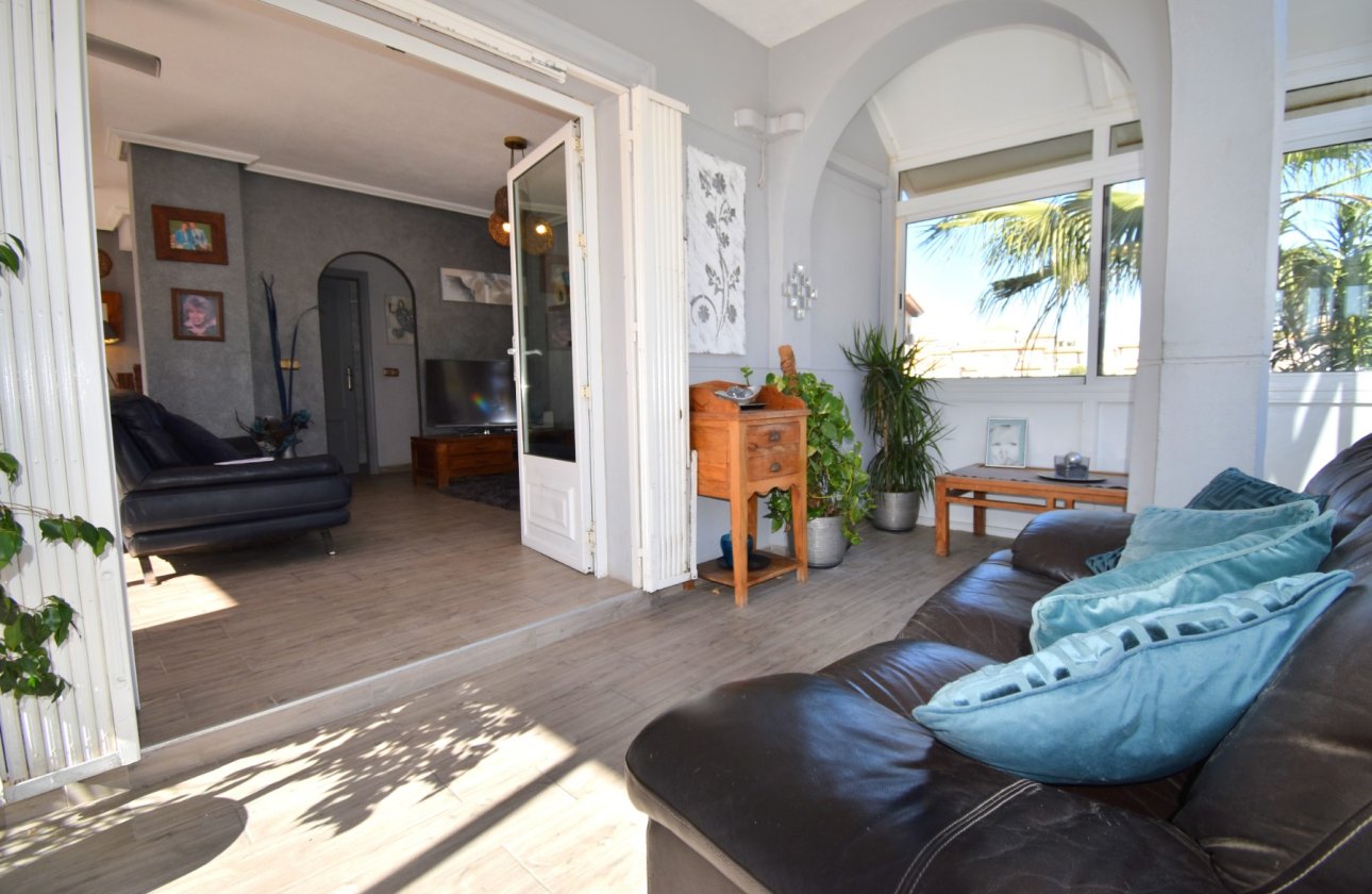 Resale - Villa - Orihuela Costa - Playa Flamenca