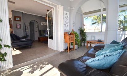 Resale - Villa - Orihuela Costa - Playa Flamenca