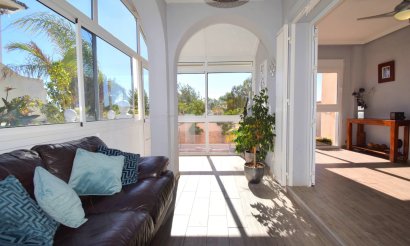Resale - Villa - Orihuela Costa - Playa Flamenca
