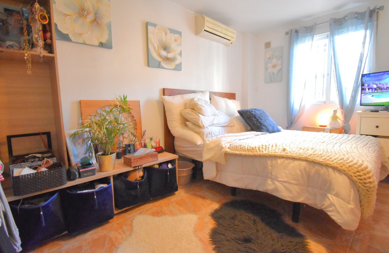 Resale - Villa - Orihuela Costa - Playa Flamenca