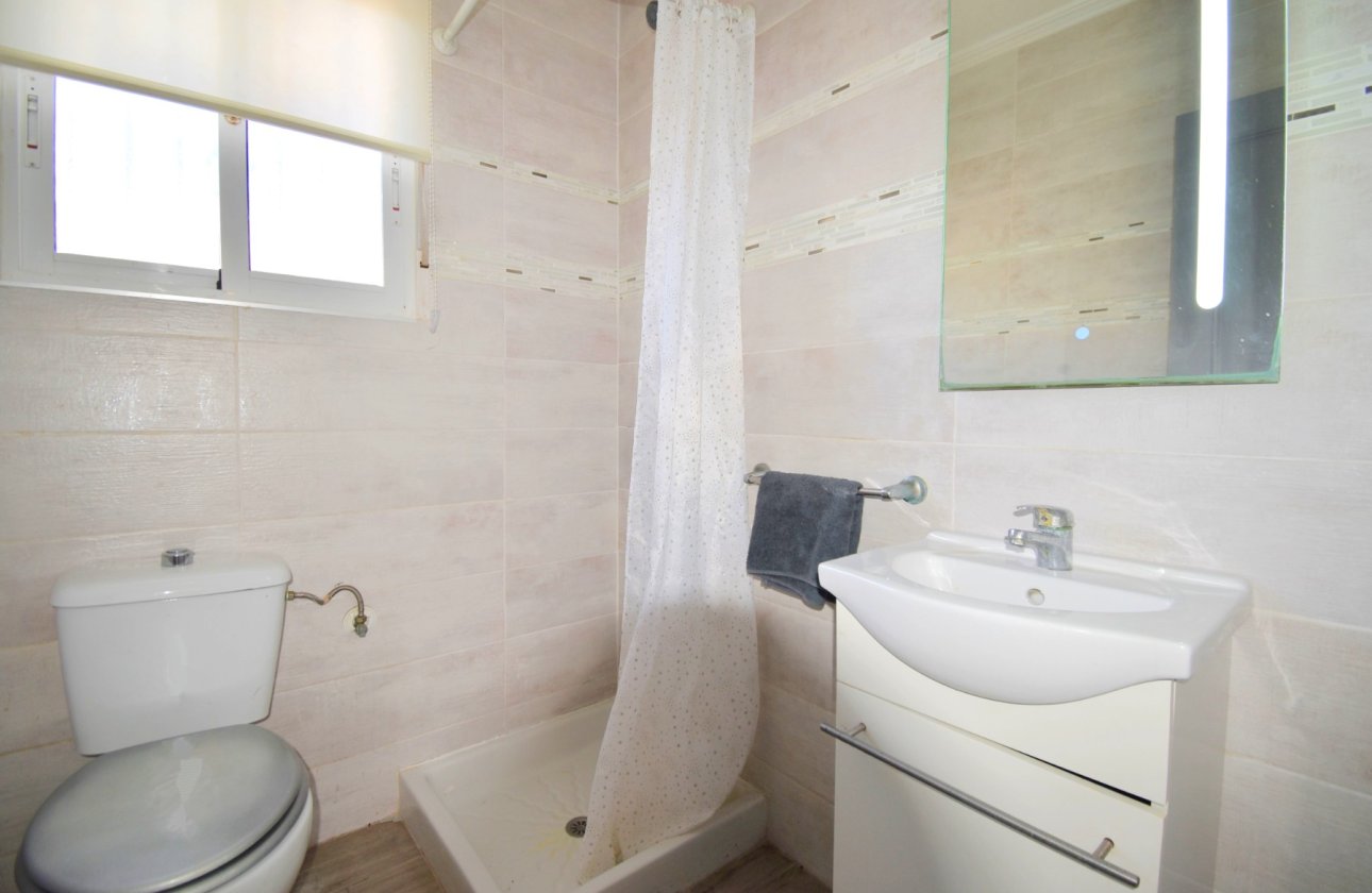 Resale - Villa - Orihuela Costa - Playa Flamenca