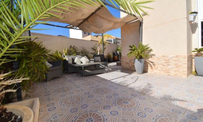 Resale - Villa - Orihuela Costa - Playa Flamenca