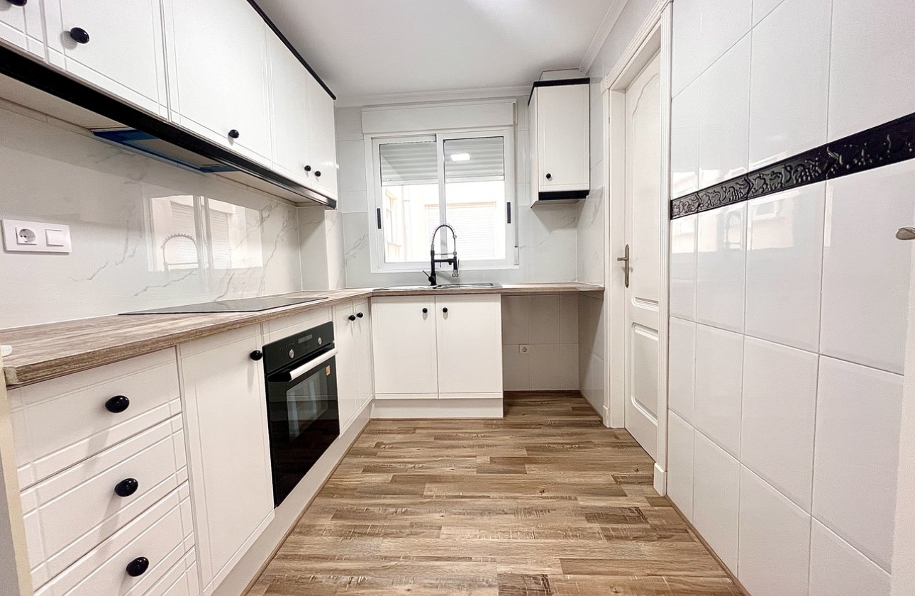 Reventa - Apartamento / piso - San Miguel de Salinas