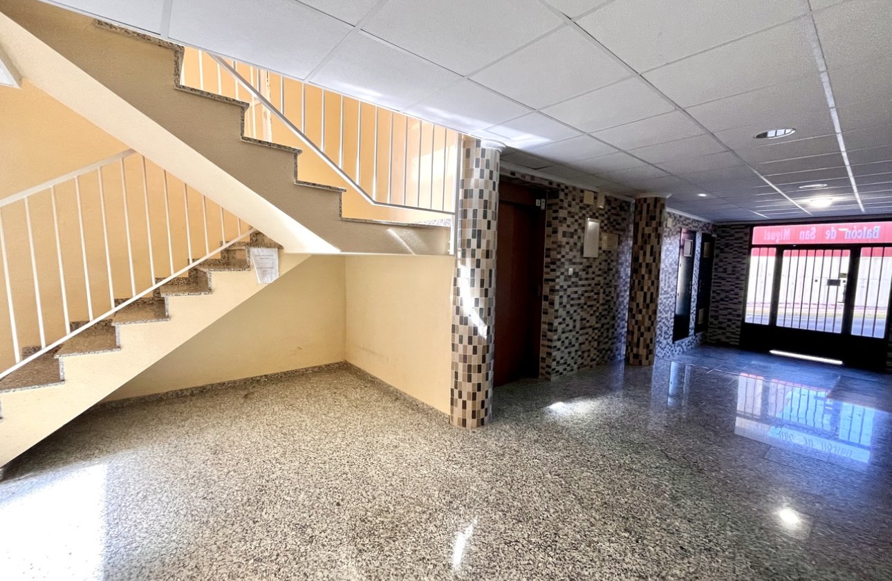 Reventa - Apartamento / piso - San Miguel de Salinas