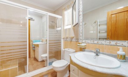 Resale - Apartment / flat - Orihuela Costa - Campoamor