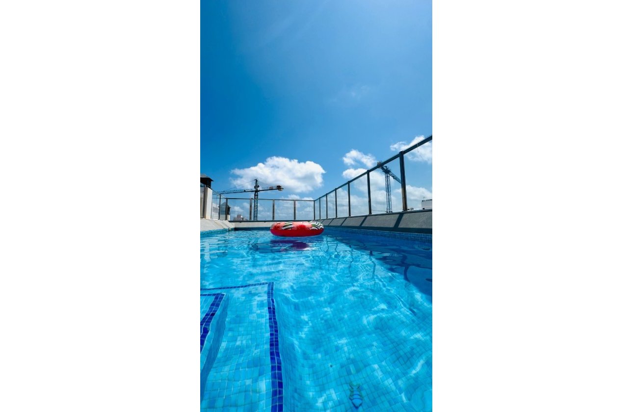 Resale - Apartment / flat - Torrevieja - Playa del cura