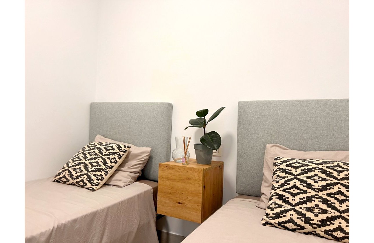 Resale - Apartment / flat - Torrevieja - Playa del cura