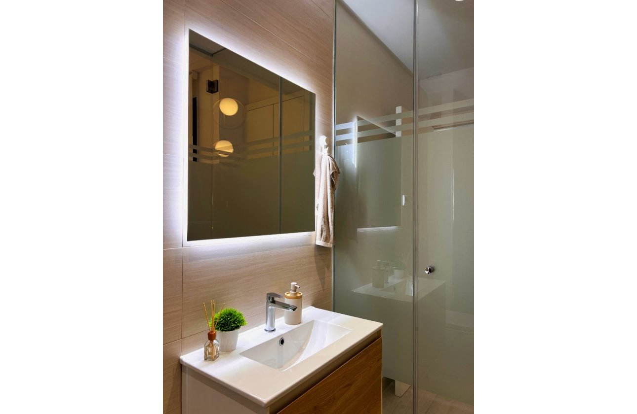 Resale - Apartment / flat - Torrevieja - Playa del cura