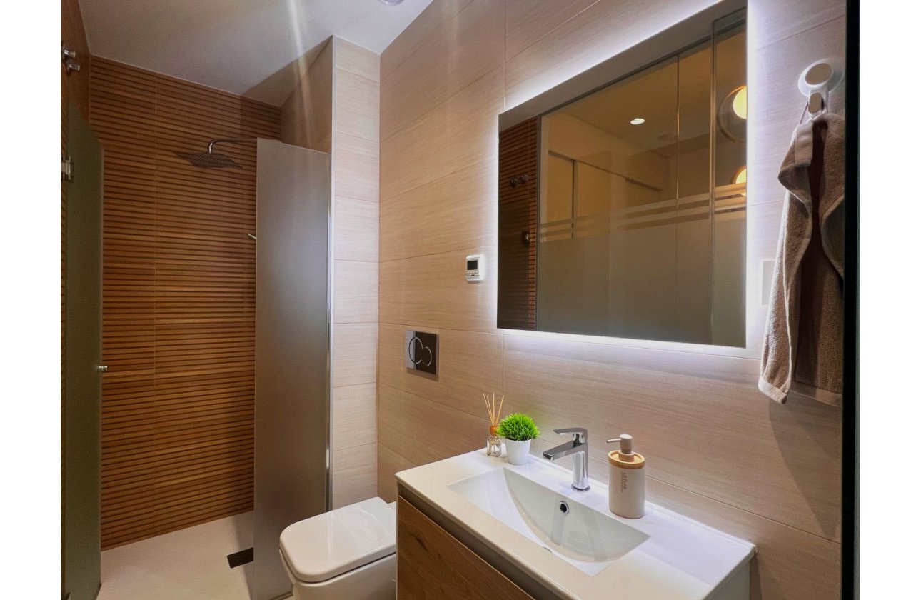 Resale - Apartment / flat - Torrevieja - Playa del cura