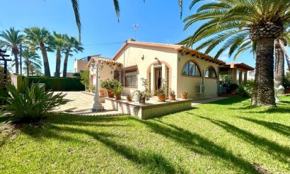 Resale - Villa - Orihuela Costa - Cabo Roig