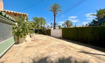 Resale - Villa - Orihuela Costa - Cabo Roig