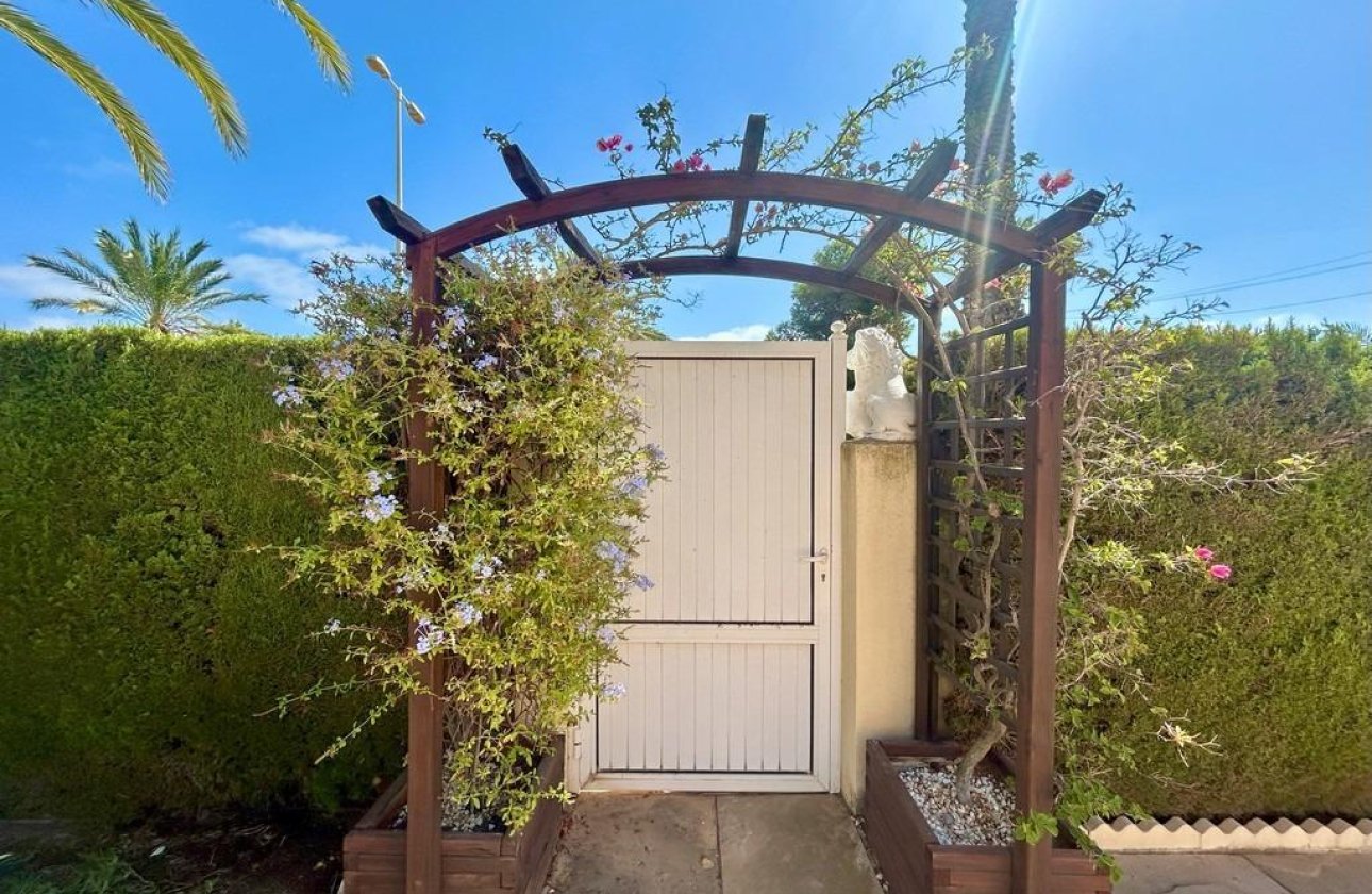 Resale - Villa - Orihuela Costa - Cabo Roig