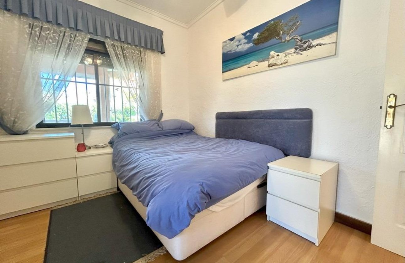 Resale - Villa - Orihuela Costa - Cabo Roig