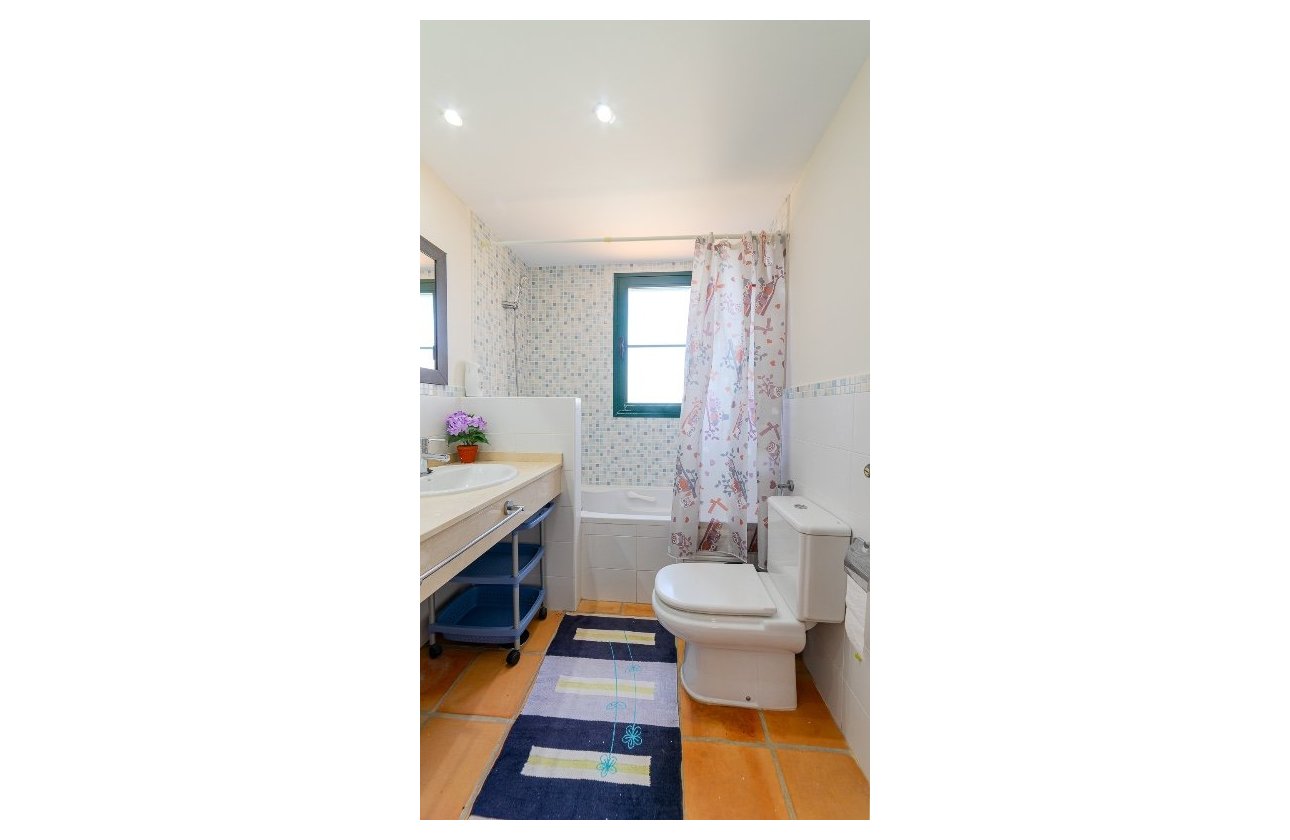 Resale - Villa - Finestrat