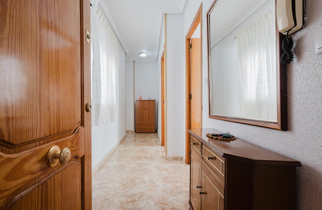 Resale - Apartment / flat - Torrevieja - playa de los naufragos