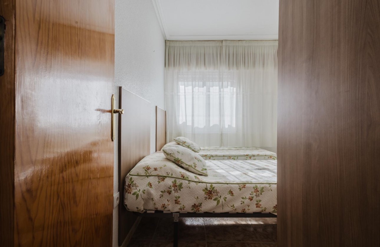 Resale - Apartment / flat - Torrevieja - playa de los naufragos