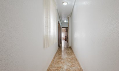 Resale - Apartment / flat - Torrevieja - playa de los naufragos