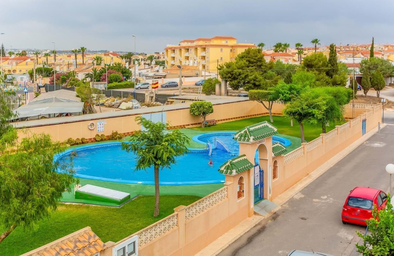 Resale - Villa - Orihuela Costa - La Zenia- Orihuela costa
