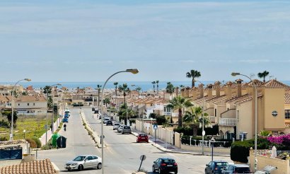 Resale - Villa - Orihuela Costa - La Zenia- Orihuela costa