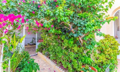 Resale - Villa - Orihuela Costa - La Zenia- Orihuela costa