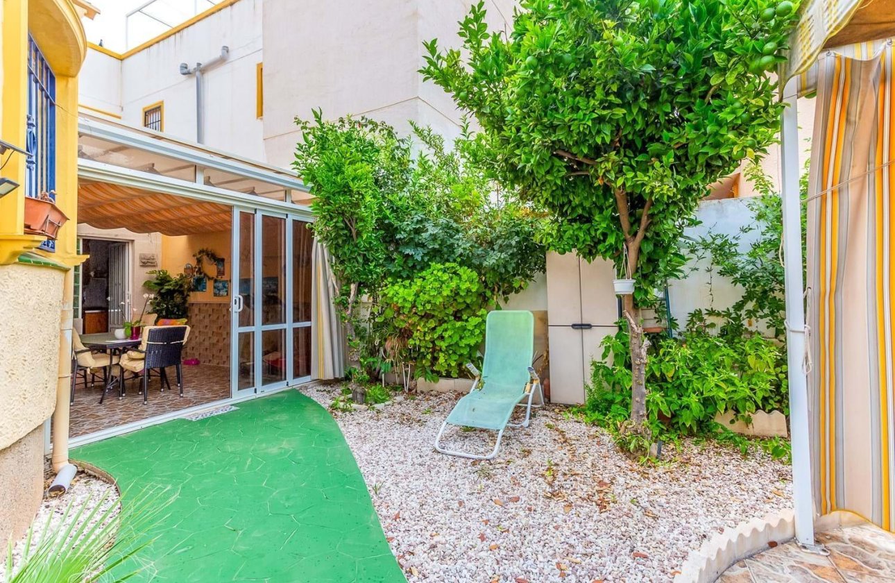 Resale - Villa - Orihuela Costa - La Zenia- Orihuela costa