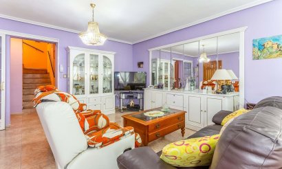 Resale - Villa - Orihuela Costa - La Zenia- Orihuela costa