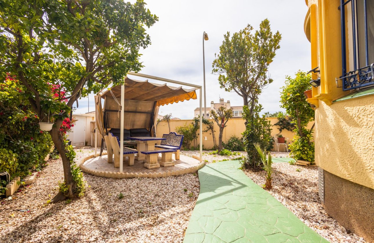 Resale - Villa - Orihuela Costa - La Zenia- Orihuela costa