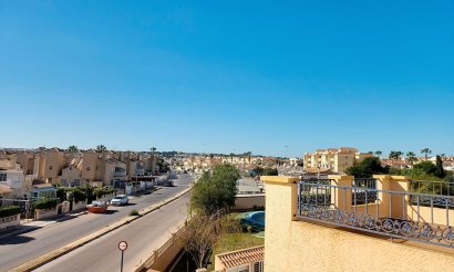 Resale - Villa - Orihuela Costa - La Zenia- Orihuela costa